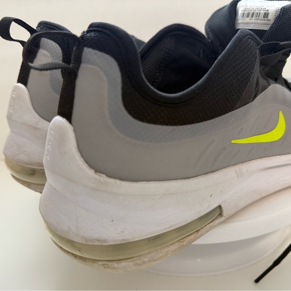 Nike Air Max Axis Wolf - Size 9 - Picture 3 of 14